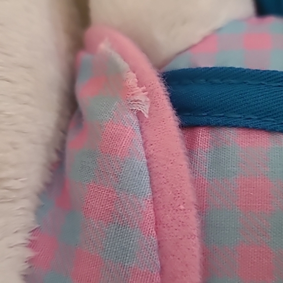 Hello Kitty Collection Tulips Sanrio 11" Plush - Picture 4 of 9